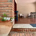 Hébergement de vacances Stunning With Private Pool In