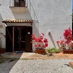 Stunning With Private Pool In Hébergement de vacances *