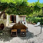 Hébergement de vacances Stunning With Private Pool In Cefalù