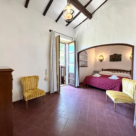 Tana Pacenzia Hébergement de vacances Cefalù