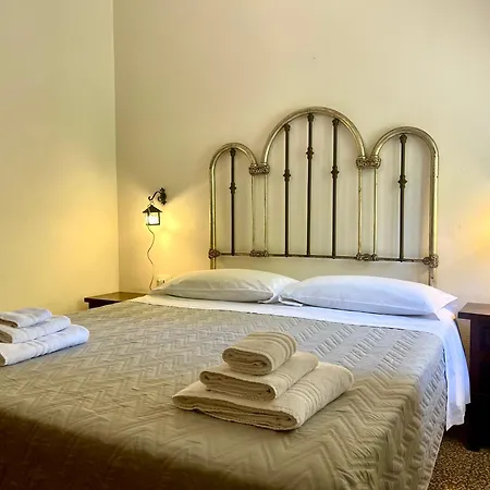 Tana Pacenzia * Cefalu