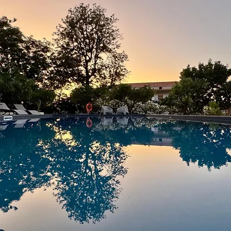 Hébergement de vacances Tana Pacenzia