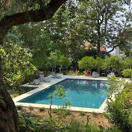 Stunning With Private Pool In * チェファル