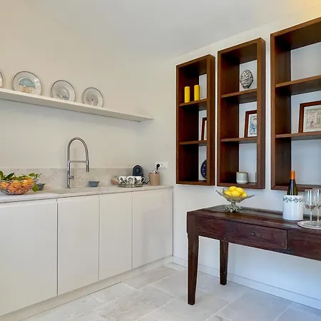 Ferienhaus Stunning With Private Pool In Cefalù