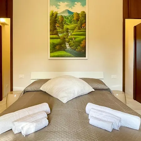 Ferienhaus Stunning With Private Pool In *