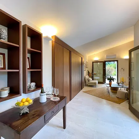 Stunning With Private Pool In Cefalù