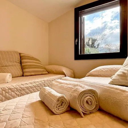 Stunning With Private Pool In 別荘 *