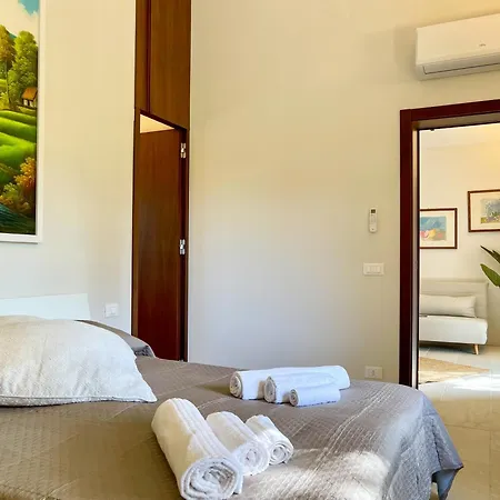 Stunning With Private Pool In チェファル