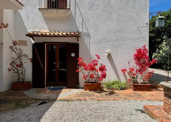 Stunning With Private Pool In Nyaraló *