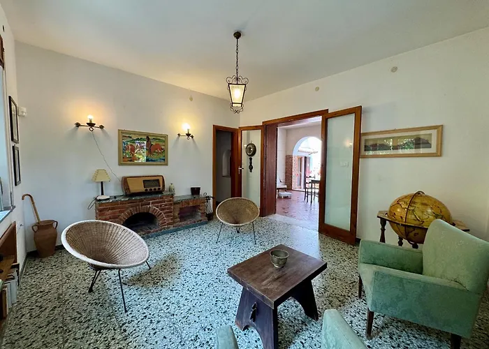 Stunning With Private Pool In Prázdninový dům Cefalù