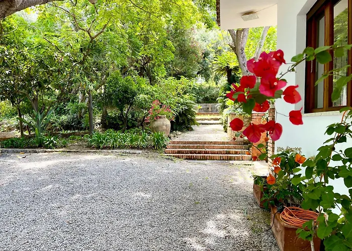 Stunning With Private Pool In * Cefalù