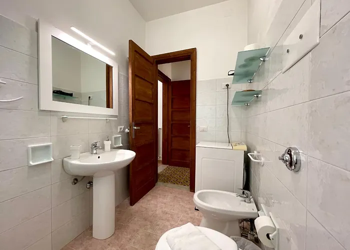 Ferienhaus Stunning With Private Pool In