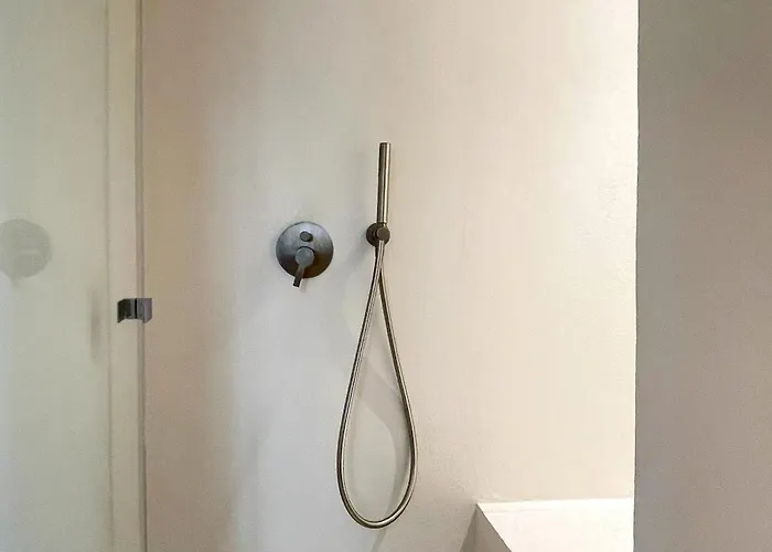 Stunning With Private Pool In Nyaraló Cefalù